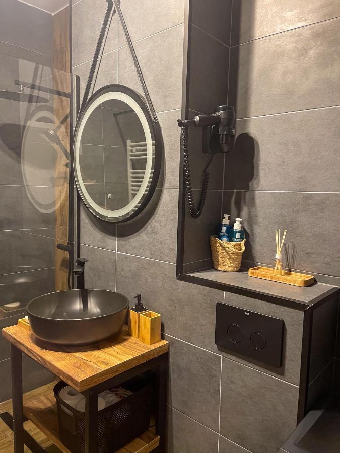 Puzzle Studio Букурещ Екстериор снимка